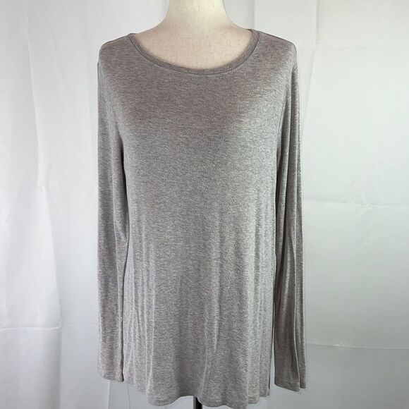 CABI Pamper Me Top Style #3062 Heathered Gray Size M EUC - Picture 2 of 5